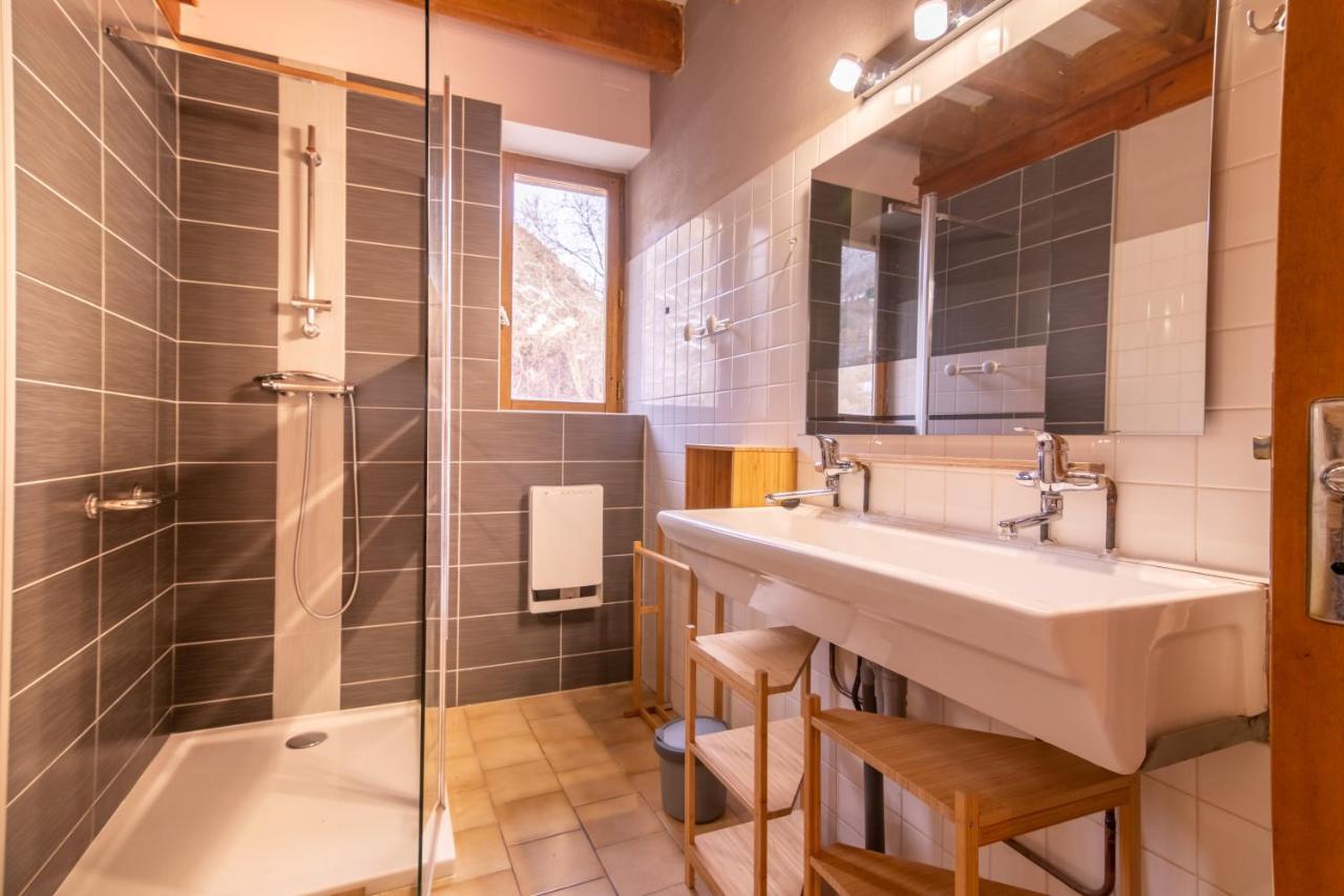 Villa Les Marmottes Pour 12 Avec Bain Nordique Privatif Camous Exterior foto